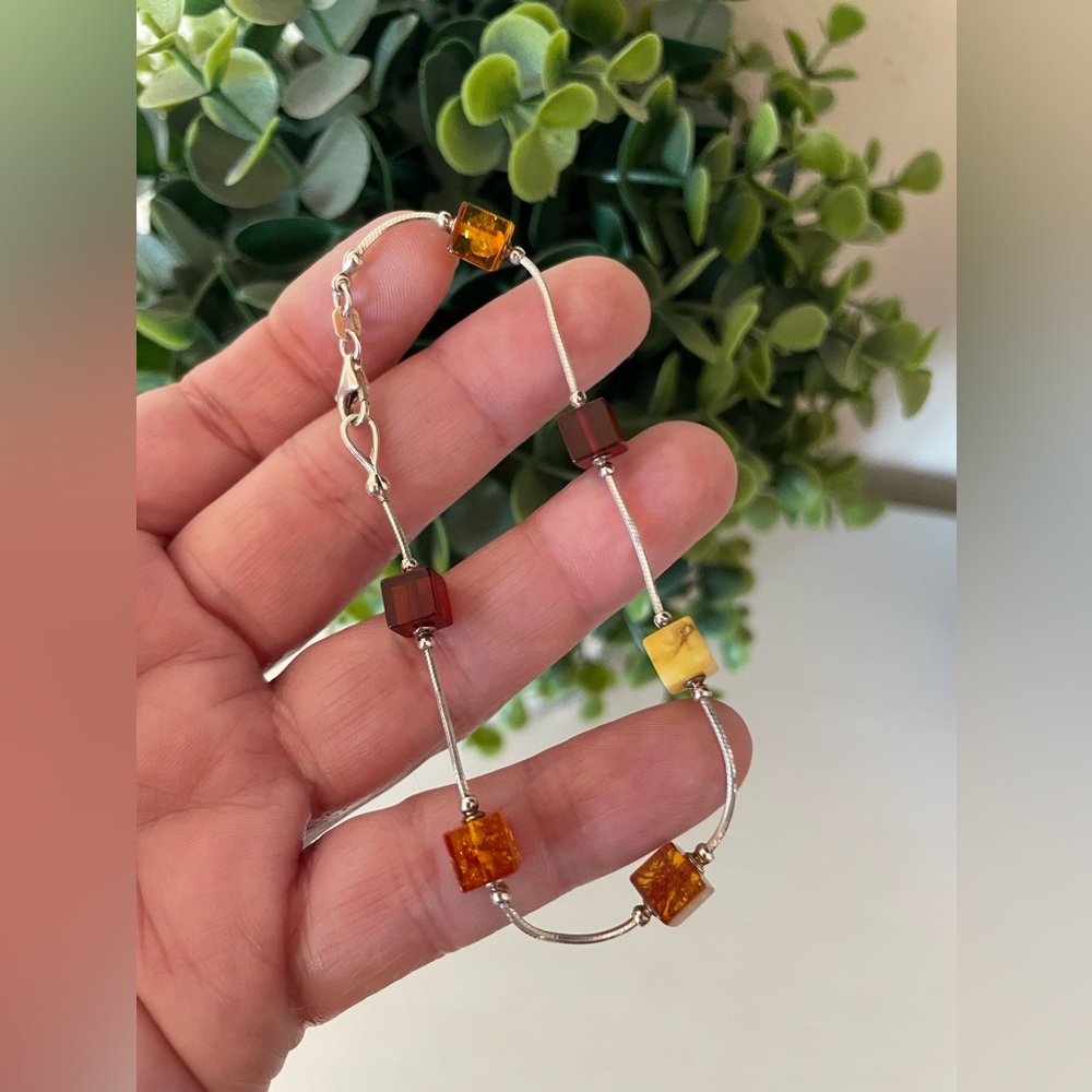 Gorgeous & Elegant vintage Sterling Silver 925 Square Amber Beads Bracelet